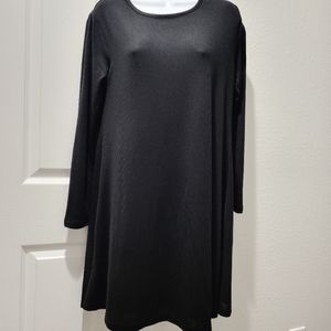 Black long sleeve dress